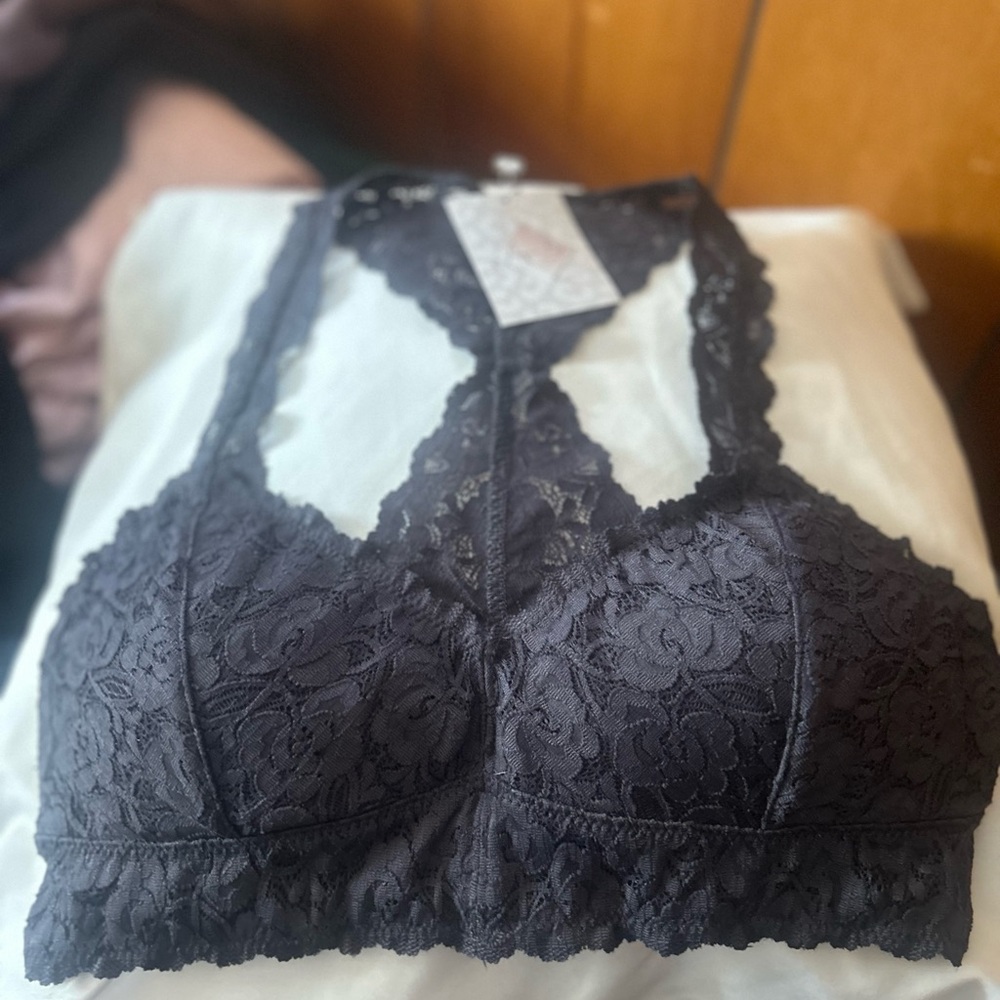 Brand new, never worn Bralette.